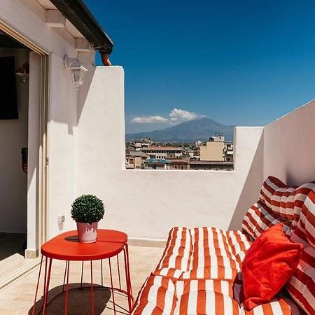 Attico In Pieno Centro Storico Di Catania Appartement Buitenkant foto